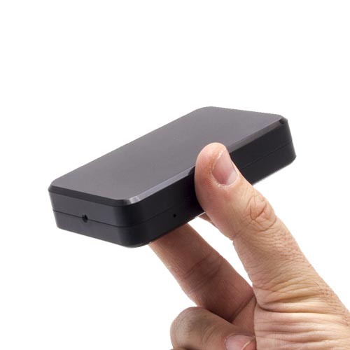 Micro caméra HD avec détection de mouvement dans une boite noire avec carte 32Go